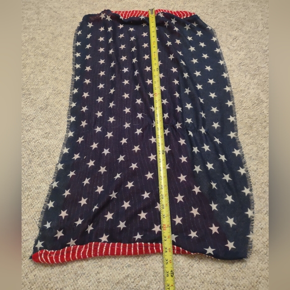 Festive Scarf - Picture 2 of 5